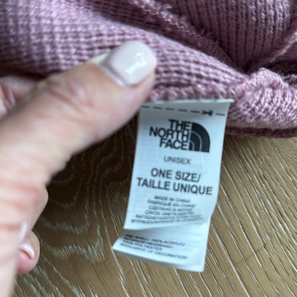 NWOT The North Face Pink Knit Beenie Cap soft warm OS - Picture 5 of 9